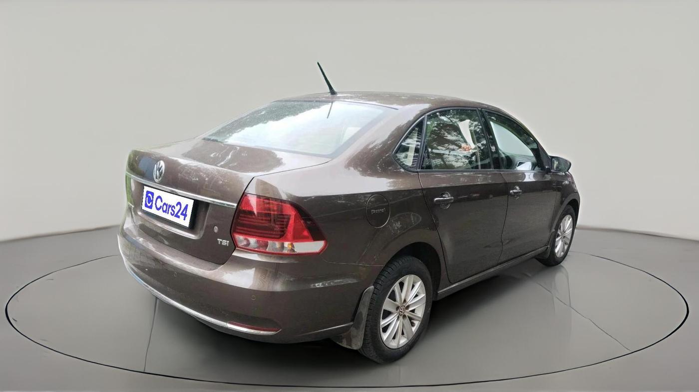2017 Volkswagen Vento HIGHLINE PETROL AT, Petrol, Automatic, 45,956 km, exterior