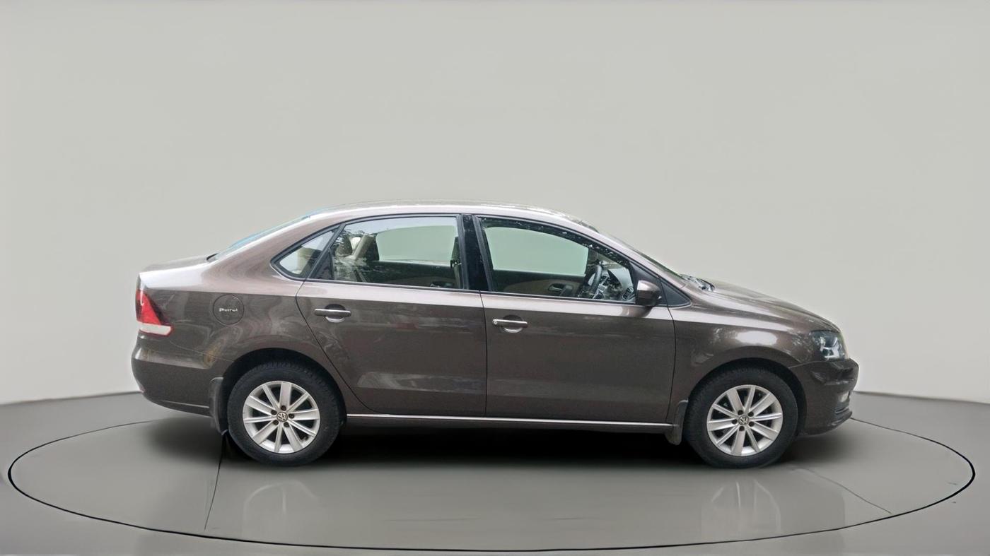 2017 Volkswagen Vento HIGHLINE PETROL AT, Petrol, Automatic, 45,956 km, exterior