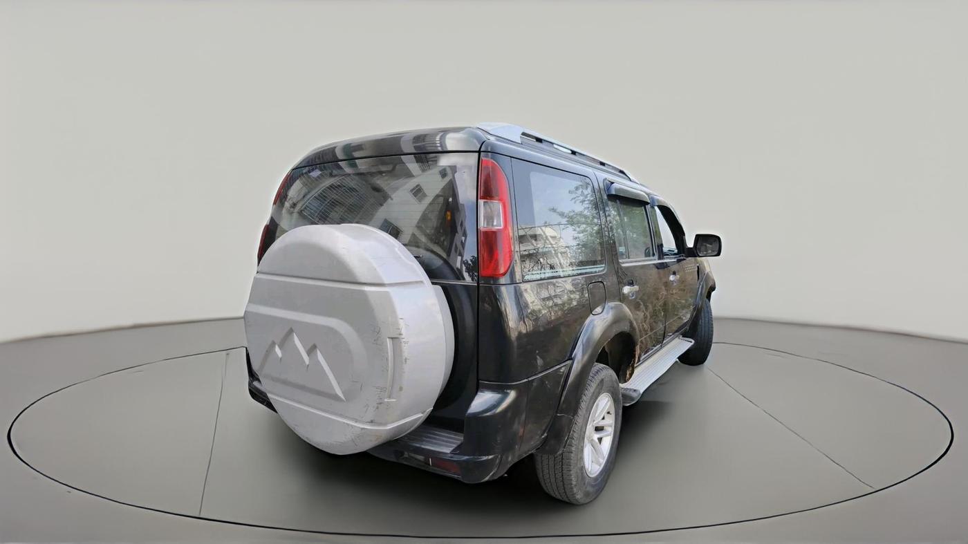 2011 Ford Endeavour 3.0L 4X4 AT, Diesel, Automatic, 1,37,273 km, exterior
