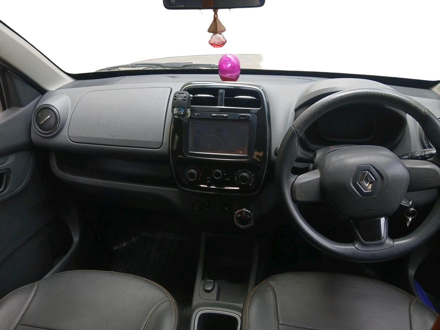 2016 Renault Kwid RXT 1.0 AMT, Petrol, Automatic, 40,499 km, interior