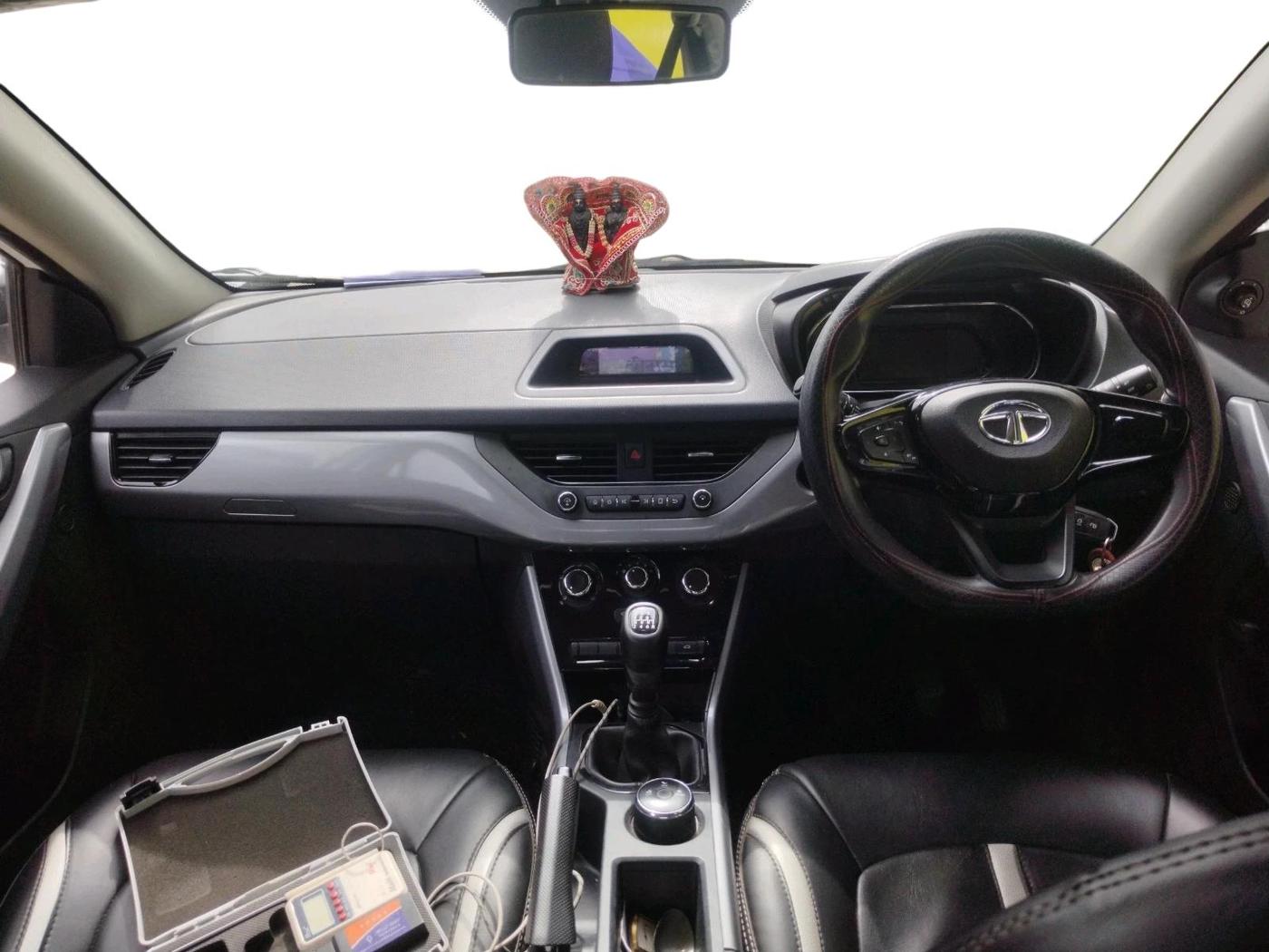 2023 Tata NEXON XM SUNROOF DIESEL, Diesel, Manual, 63,556 km, interior
