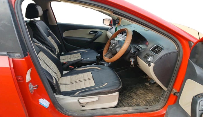 2011 Volkswagen Polo HIGHLINE1.2L, CNG, Manual, 83,200 km, interior