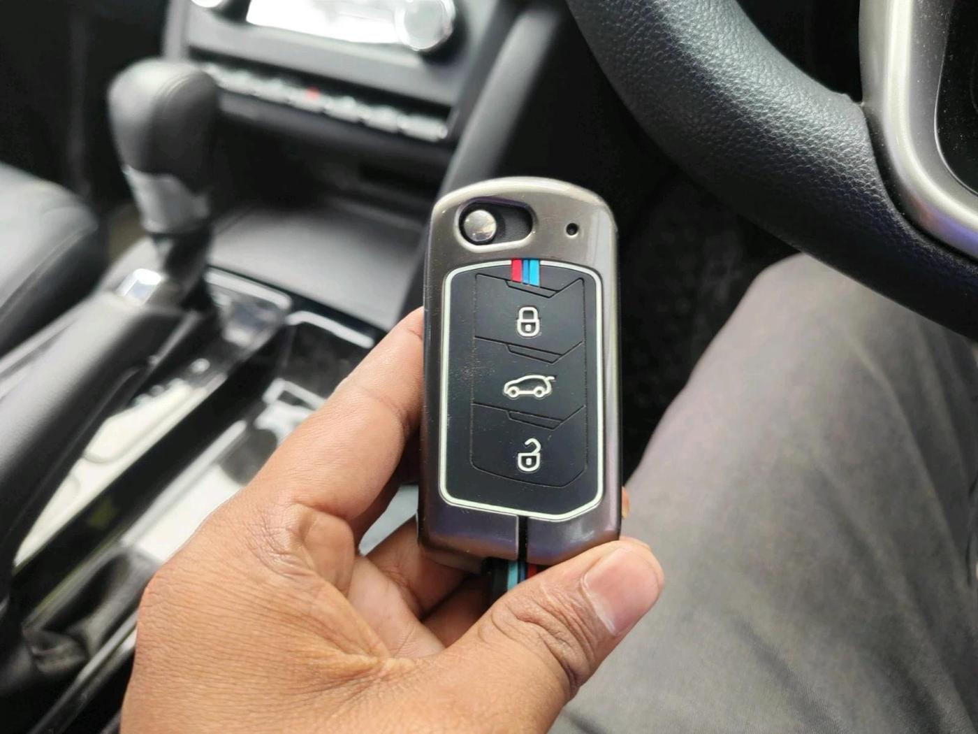 2025 Mahindra XUV700 AX5 Petrol AT 7 STR, Petrol, Automatic, 2,102 km, interior