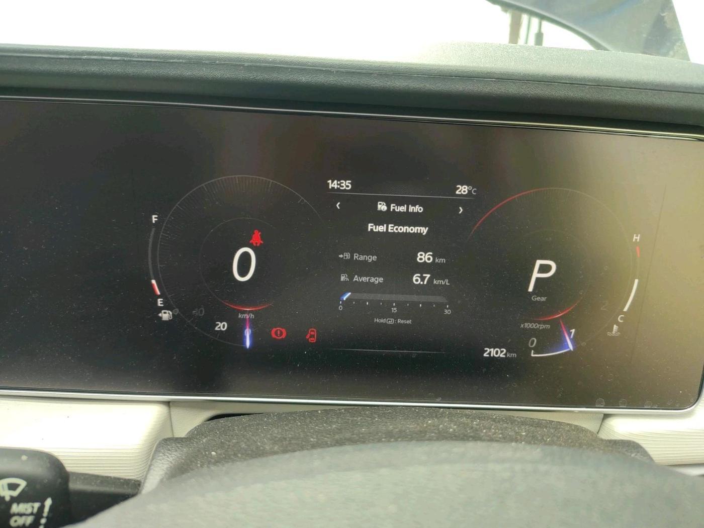 2025 Mahindra XUV700 AX5 Petrol AT 7 STR, Petrol, Automatic, 2,102 km, interior