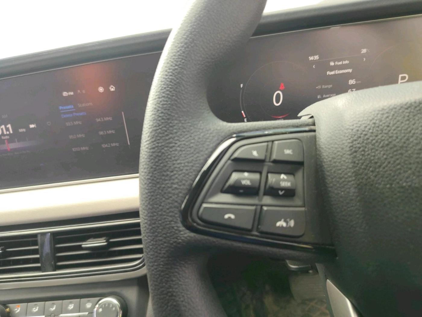 2025 Mahindra XUV700 AX5 Petrol AT 7 STR, Petrol, Automatic, 2,102 km, interior