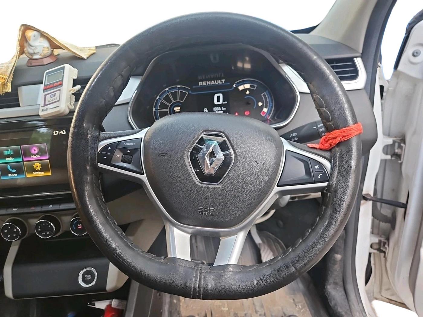 2022 Renault TRIBER RXZ, Petrol, Manual, 18,661 km, interior