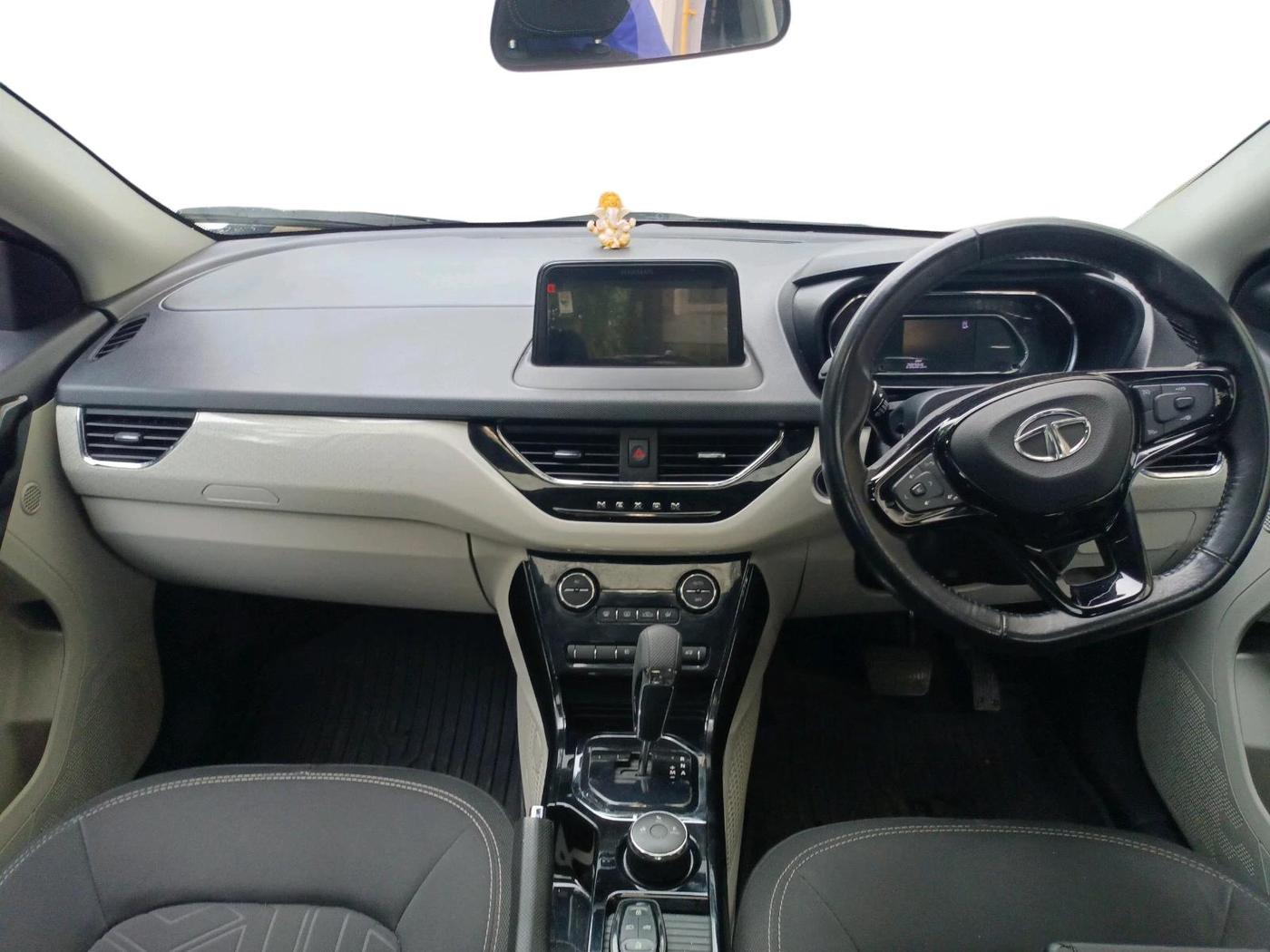 2022 Tata NEXON XZA PLUS (HS) DUAL TONE PETROL, Petrol, Automatic, 28,089 km, interior