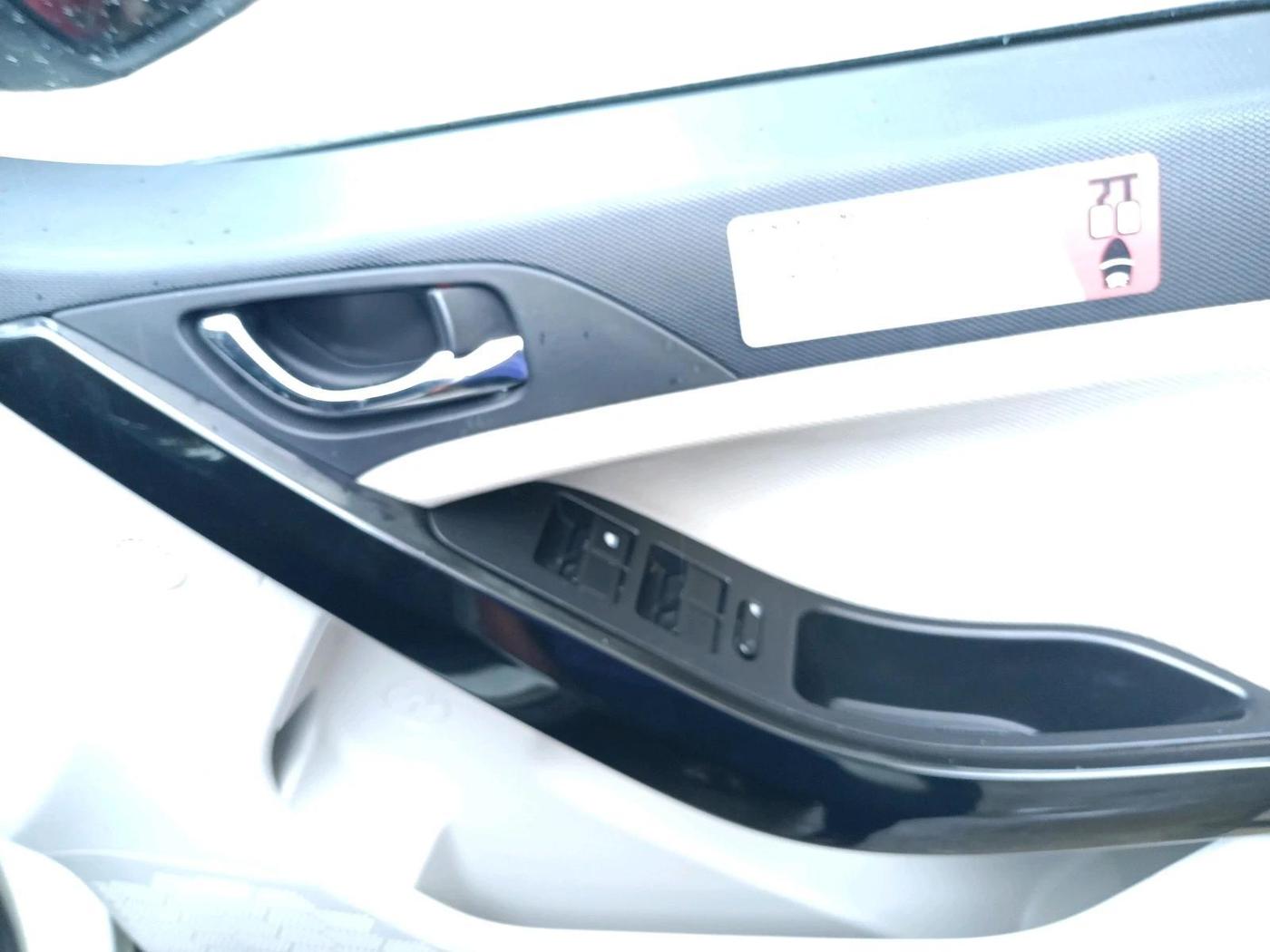 2022 Tata NEXON XZA PLUS (HS) DUAL TONE PETROL, Petrol, Automatic, 28,089 km, interior