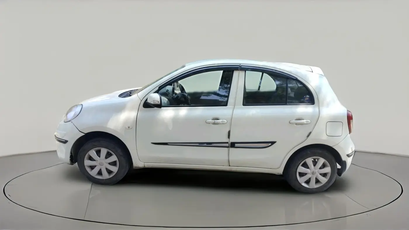 2013 Nissan Micra XV DIESEL, Diesel, Manual, 1,20,812 km, exterior