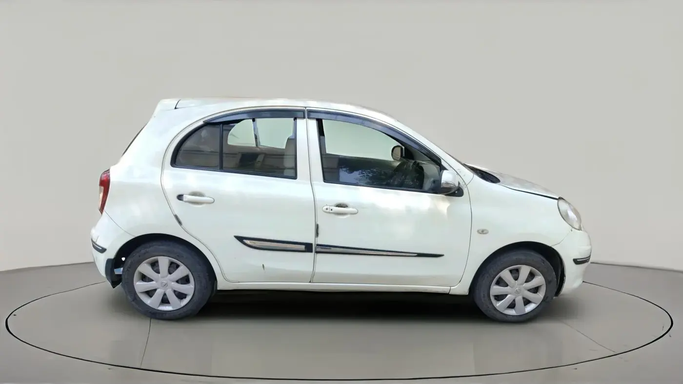 2013 Nissan Micra XV DIESEL, Diesel, Manual, 1,20,812 km, exterior