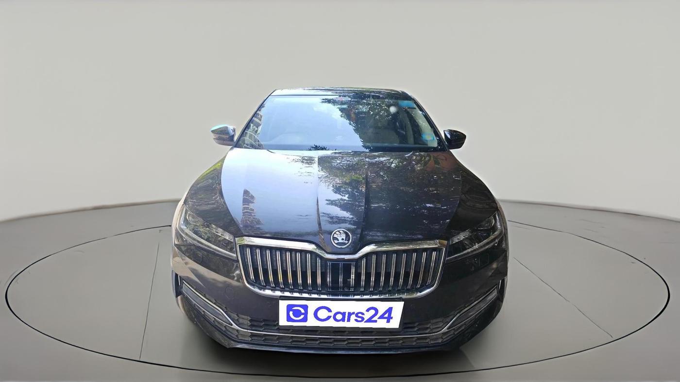 2020 Skoda Superb L&K 2.0 TSI AT, Petrol, Automatic, 32,756 km, exterior