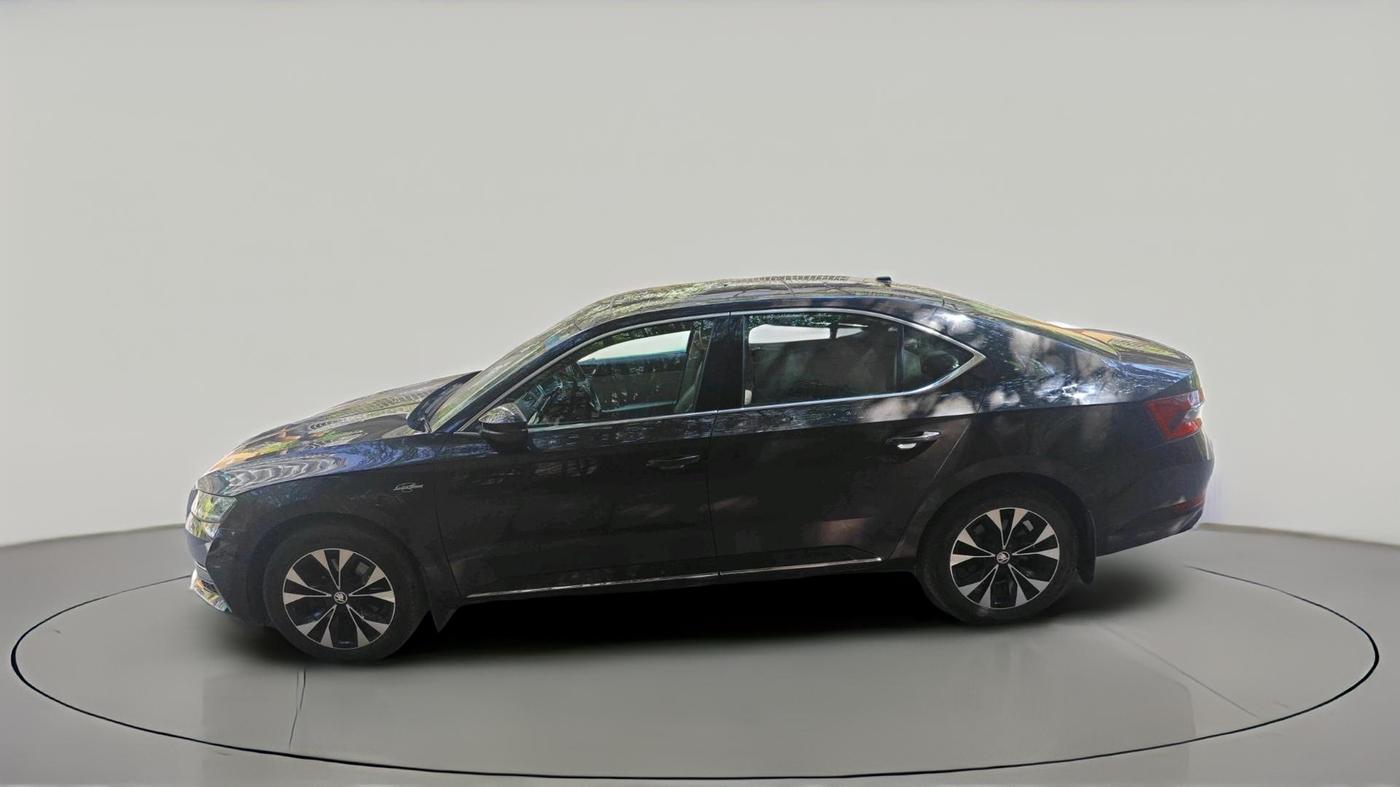 2020 Skoda Superb L&K 2.0 TSI AT, Petrol, Automatic, 32,756 km, exterior