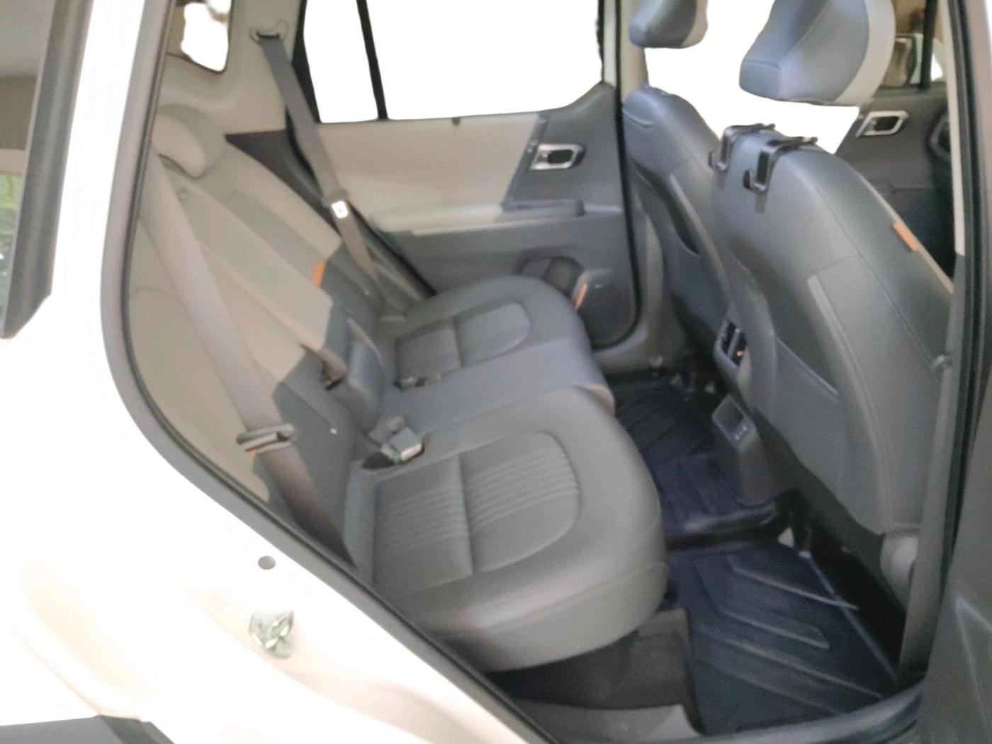2025 KIA SONET 	 HTX 1.0 TURBO DCT, Petrol, Automatic, 15,077 km, interior