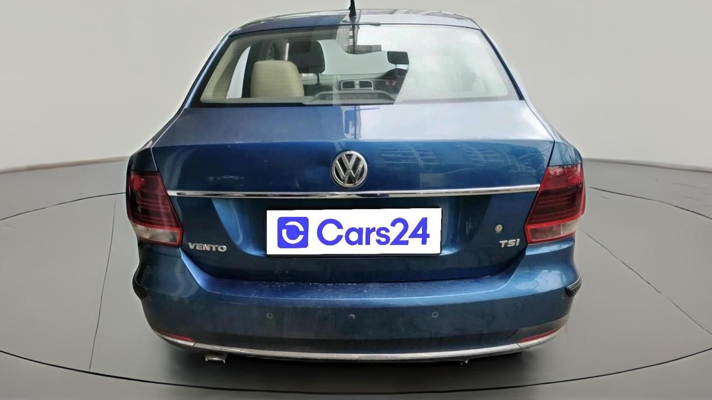 2016 Volkswagen Vento HIGHLINE PETROL AT, Petrol, Automatic, 84,200 km, exterior