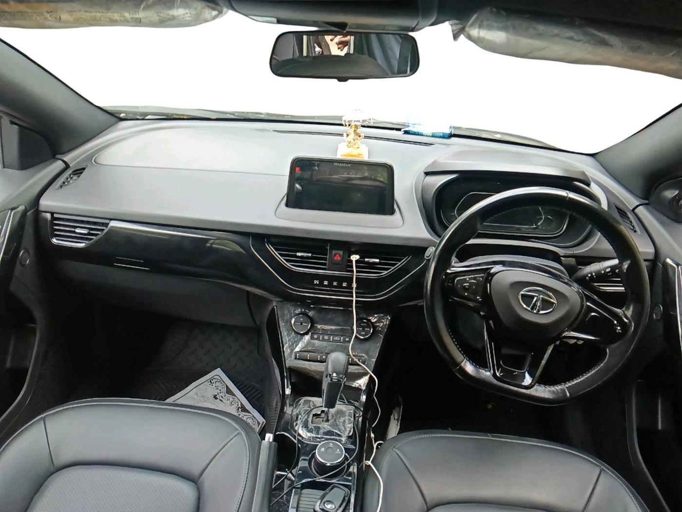 2022 Tata NEXON XZA PLUS PETROL DARK EDITION, Petrol, Automatic, 28,409 km, interior