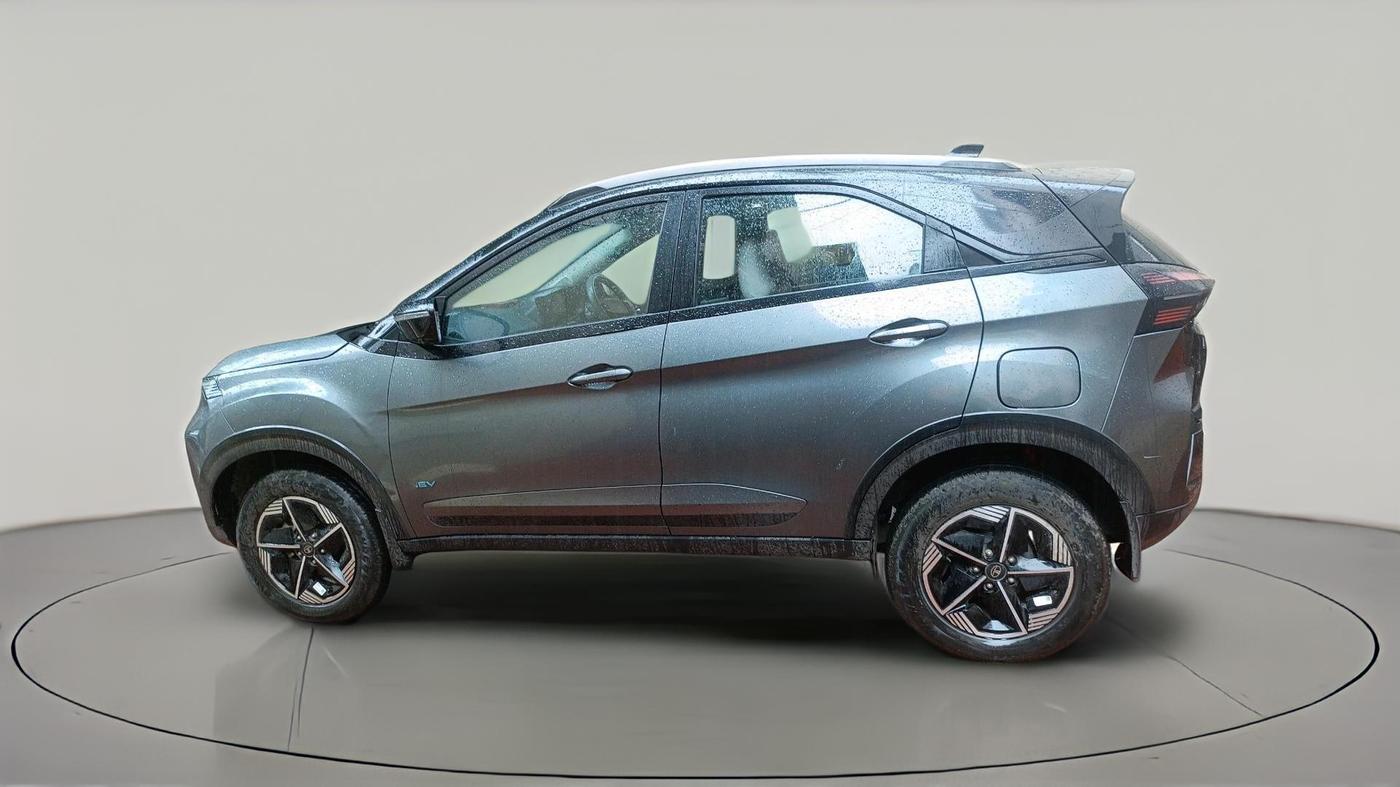 2023 Tata NEXON EV EMPOWERED MEDIUM RANGE, Electric, Automatic, 21,443 km, exterior