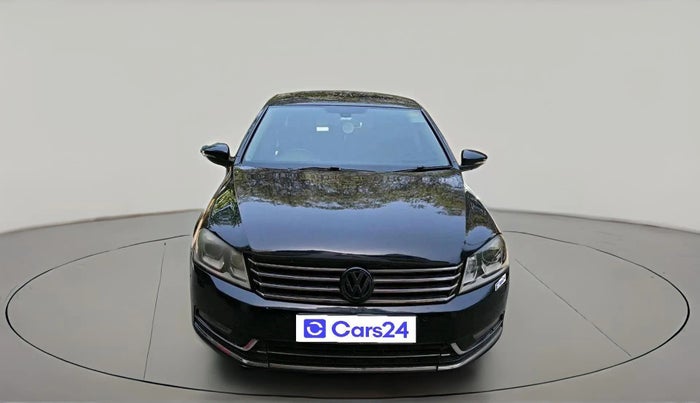 2011 Volkswagen Passat HIGHLINE DSG, Diesel, Automatic, 2,33,625 km, exterior