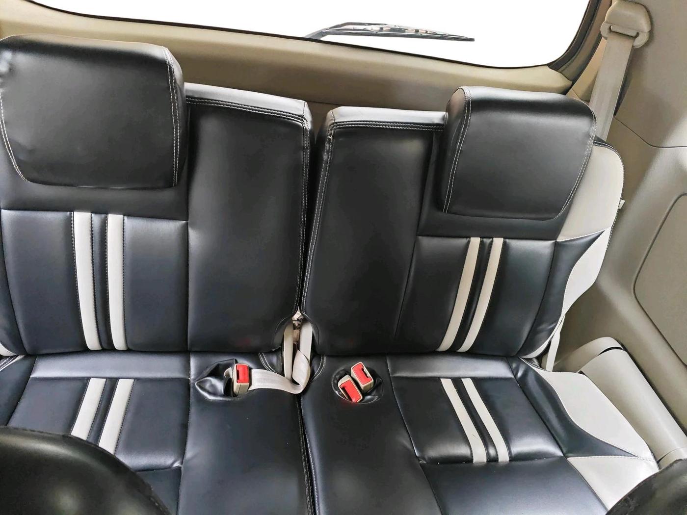 2012 Toyota Innova GX 2.5 7 STR, Diesel, Manual, 1,53,836 km, interior
