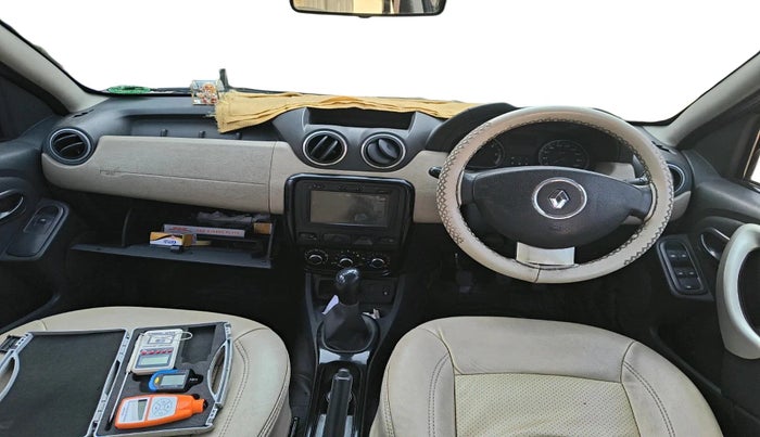 2013 Renault Duster 85 PS RXL DIESEL, Diesel, Manual, 3,23,171 km, interior