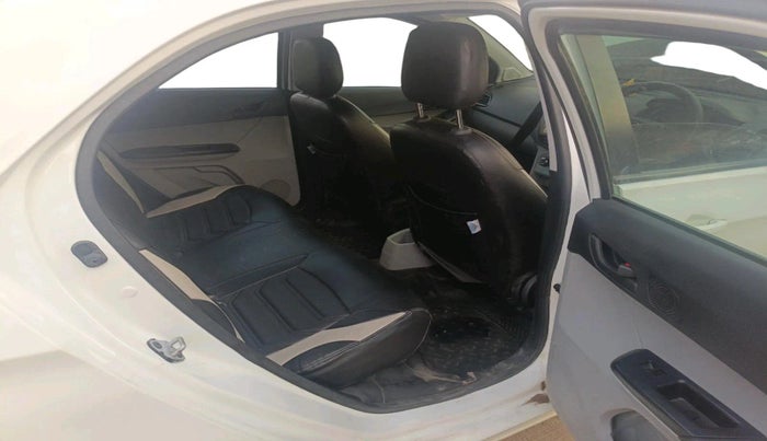2024 Tata Tiago XT CNG, CNG, Manual, 17,648 km, interior