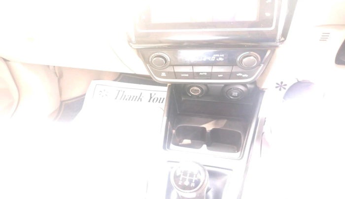 2022 Maruti Dzire ZXI CNG, CNG, Manual, 1,07,527 km, interior