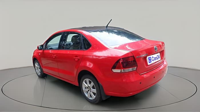 2012 Volkswagen Vento HIGHLINE 1.6 MPI, CNG, Manual, 1,59,871 km, exterior