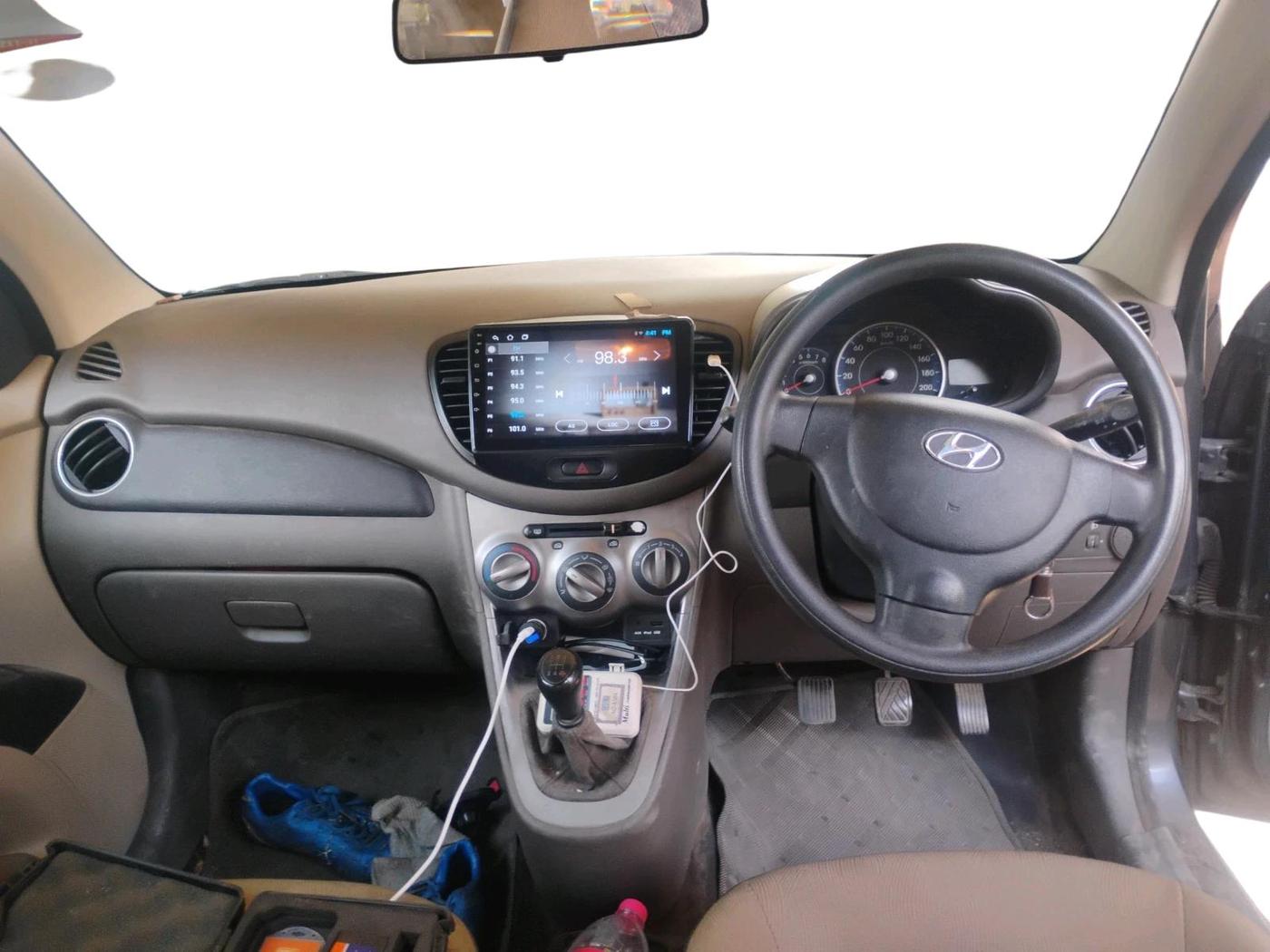 2012 Hyundai i10 SPORTZ 1.2, Petrol, Manual, 81,142 km, interior