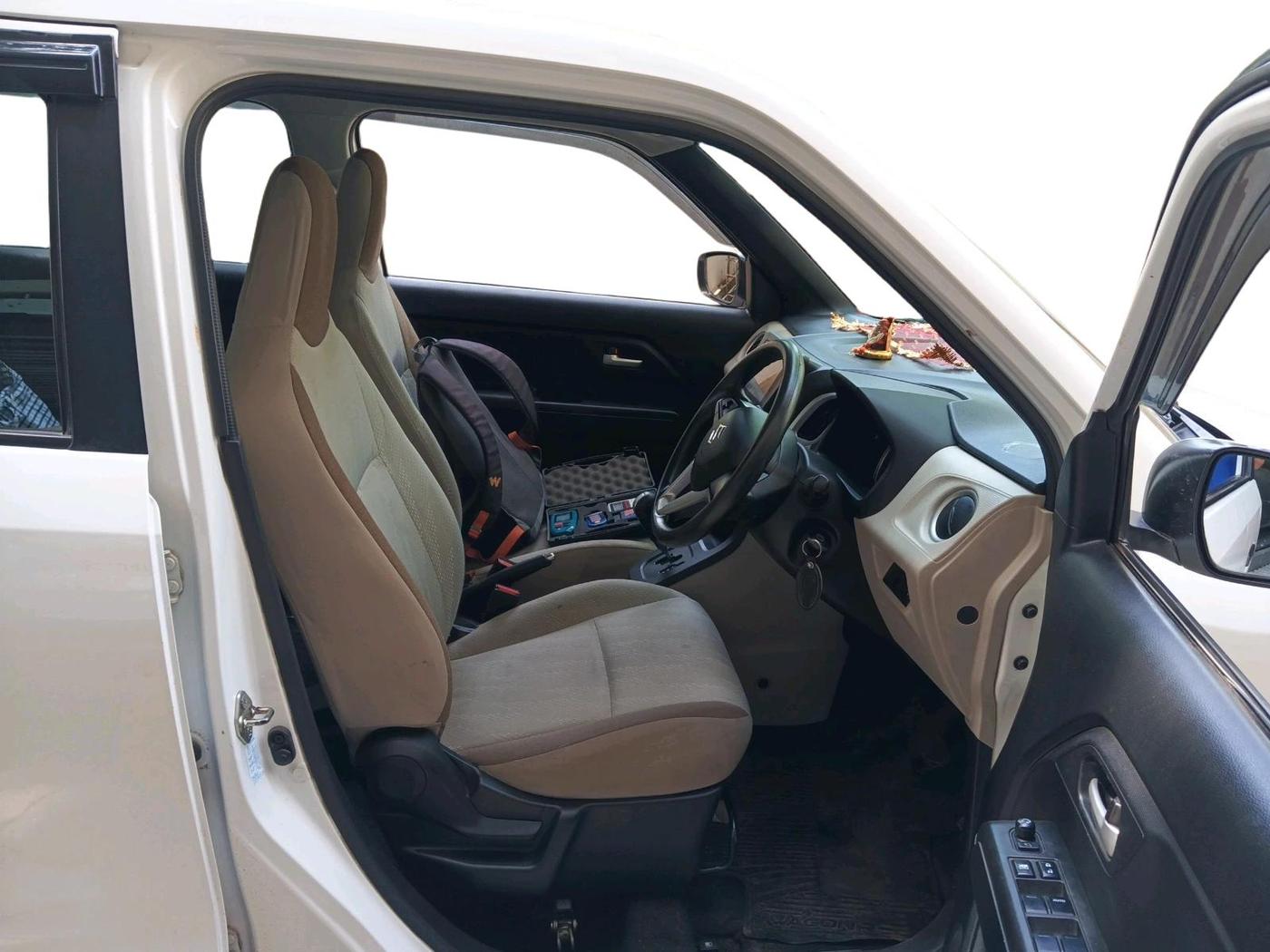 2019 Maruti New Wagon-R ZXI 1.2 AMT, Petrol, Automatic, 71,795 km, interior