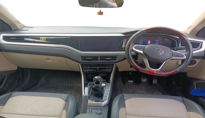 2022 Volkswagen VIRTUS TOPLINE TSI 1.0 MT, Petrol, Manual, 23,190 km, interior