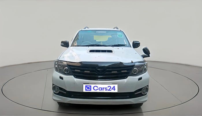 2011 Toyota Fortuner 3.0 4X4 MT, Diesel, Manual, 1,28,384 km, exterior