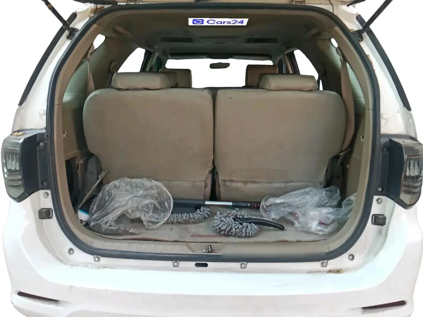 2011 Toyota Fortuner 3.0 4X4 MT, Diesel, Manual, 1,28,384 km, exterior