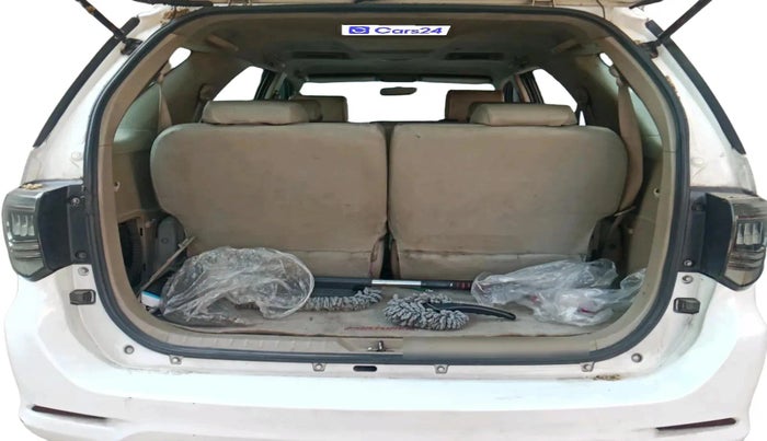 2011 Toyota Fortuner 3.0 4X4 MT, Diesel, Manual, 1,28,384 km, exterior