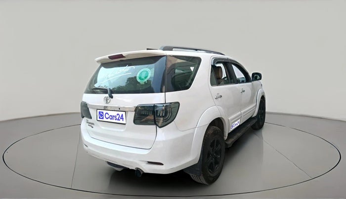 2011 Toyota Fortuner 3.0 4X4 MT, Diesel, Manual, 1,28,384 km, exterior