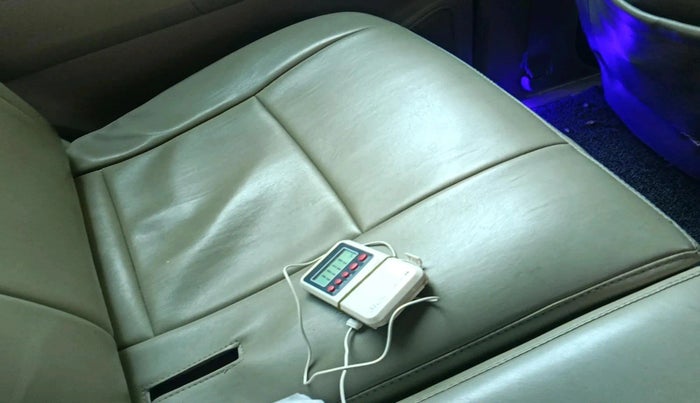 2011 Toyota Fortuner 3.0 4X4 MT, Diesel, Manual, 1,28,384 km, interior