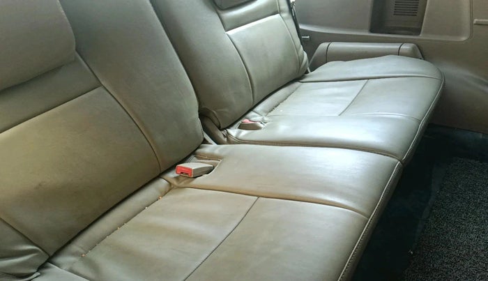 2011 Toyota Fortuner 3.0 4X4 MT, Diesel, Manual, 1,28,384 km, interior