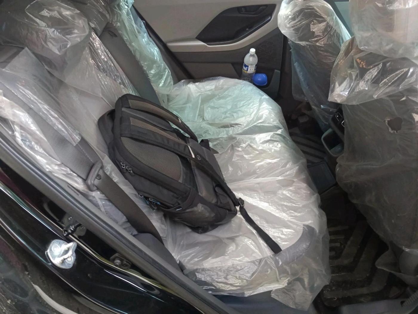 2025 Hyundai Creta E 1.5 PETROL, Petrol, Manual, 9,905 km, interior