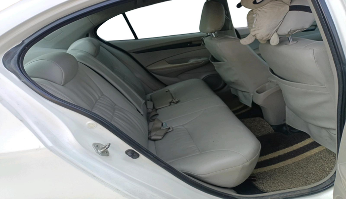 2009 Honda City 1.5L I-VTEC S MT, CNG, Manual, 1,27,763 km, interior