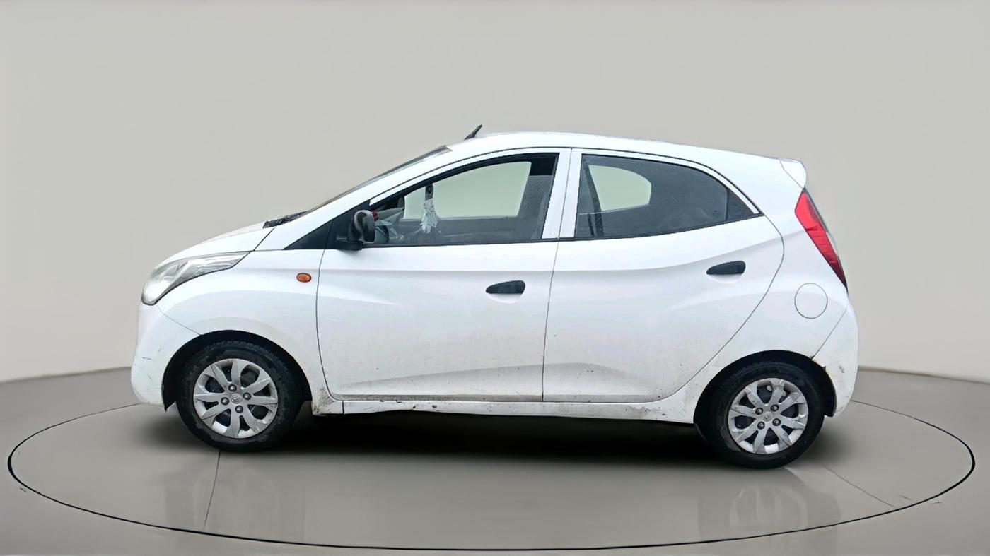 2016 Hyundai Eon MAGNA + LPG, Petrol, Manual, 94,457 km, exterior