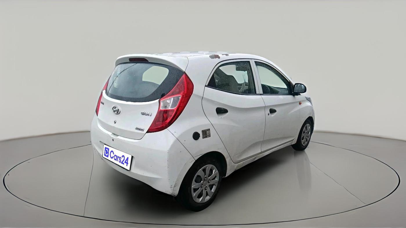 2016 Hyundai Eon MAGNA + LPG, Petrol, Manual, 94,457 km, exterior