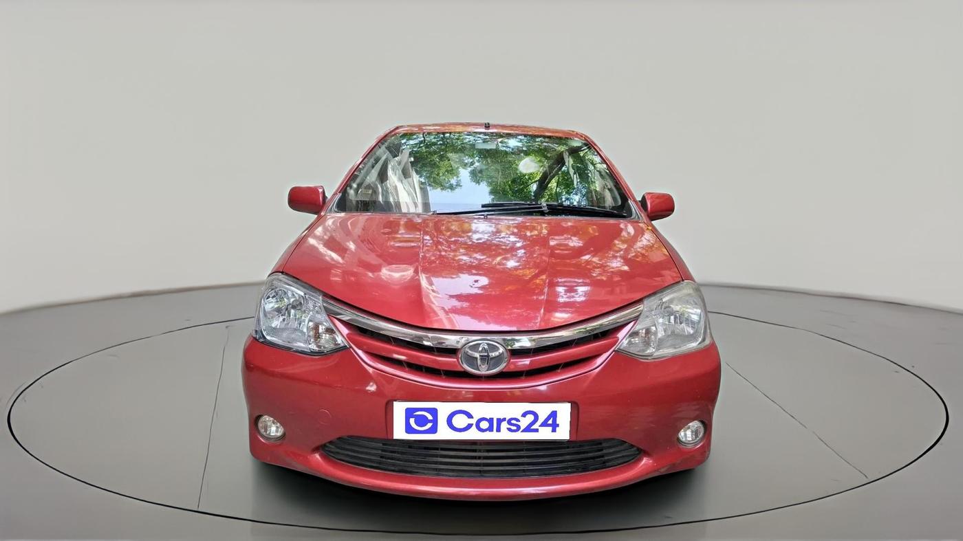 2011 Toyota Etios V, Petrol, Manual, 1,86,963 km, exterior