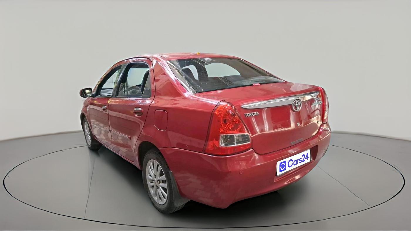 2011 Toyota Etios V, Petrol, Manual, 1,86,963 km, exterior