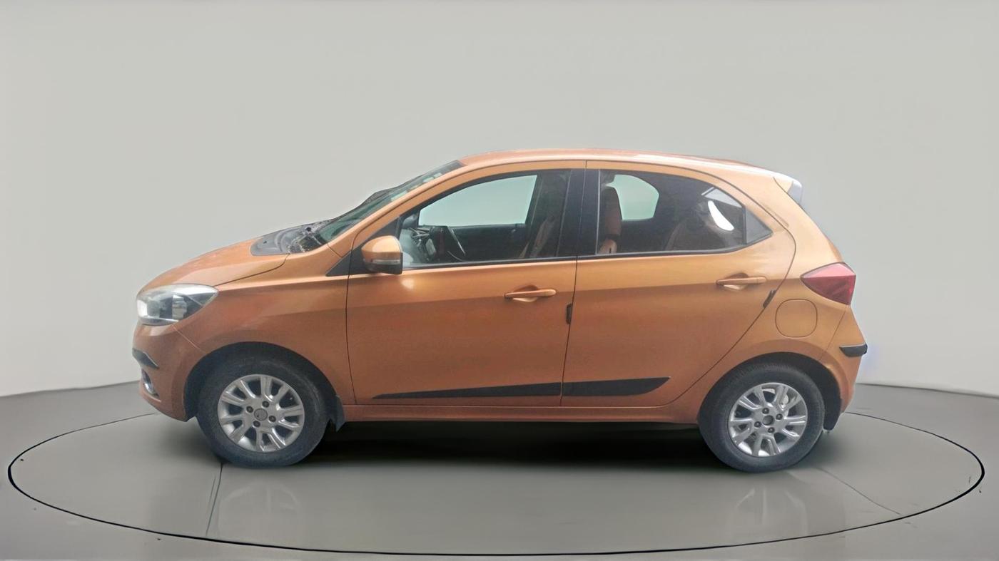 2017 Tata Tiago XZ PETROL, Petrol, Manual, 64,676 km, exterior