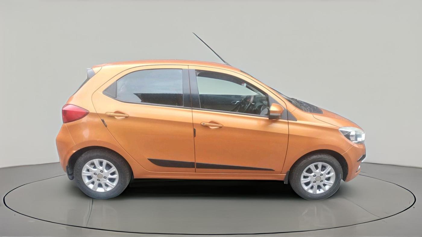 2017 Tata Tiago XZ PETROL, Petrol, Manual, 64,676 km, exterior