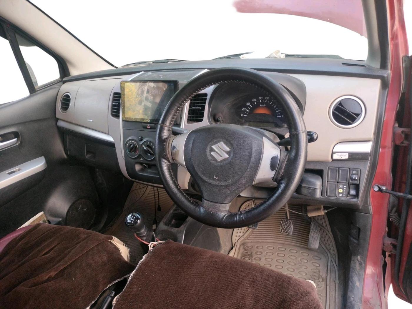 2013 Maruti Wagon R 1.0 LXI CNG, CNG, Manual, 93,417 km, interior