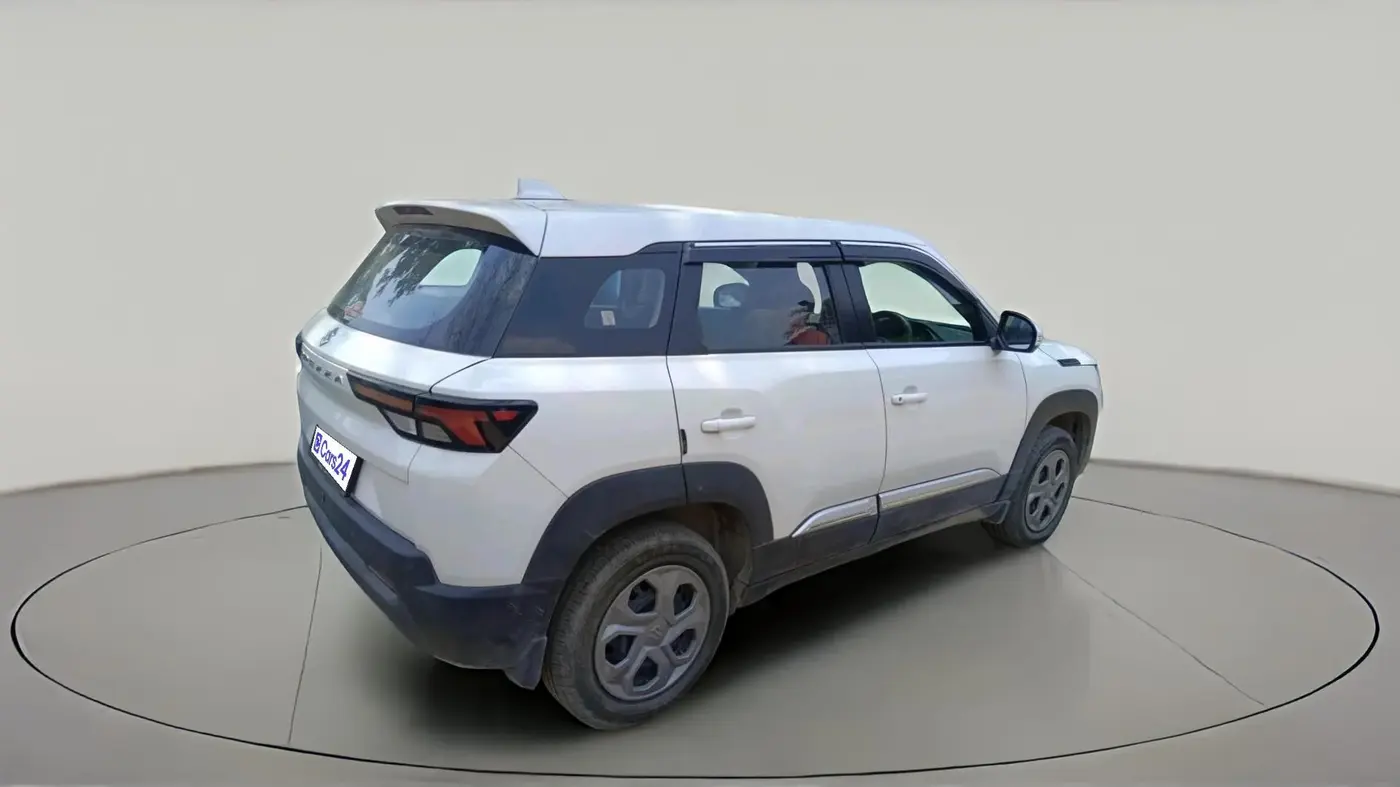 2025 Maruti BREZZA LXI S- CNG, CNG, Manual, 11,697 km, exterior