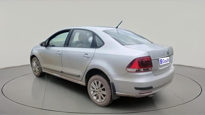 2016 Volkswagen Vento HIGHLINE 1.6 MPI, Petrol, Manual, 1,31,390 km, exterior