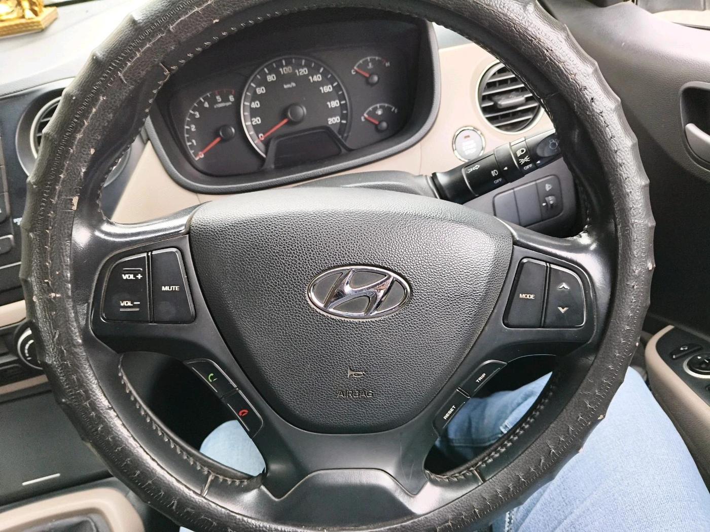 2014 Hyundai Xcent SX 1.1 CRDI (O), Diesel, Manual, 1,26,470 km, interior