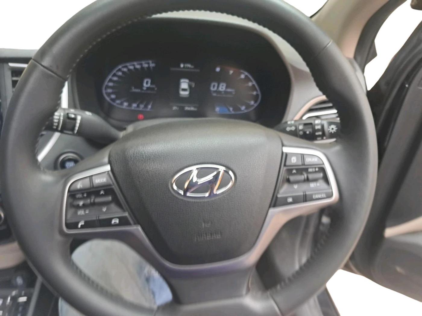 2022 Hyundai Verna SX 1.5 VTVT, Petrol, Manual, 25,635 km, interior