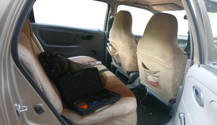 2011 Maruti Alto K10 LXI, Petrol, Manual, 95,702 km, interior