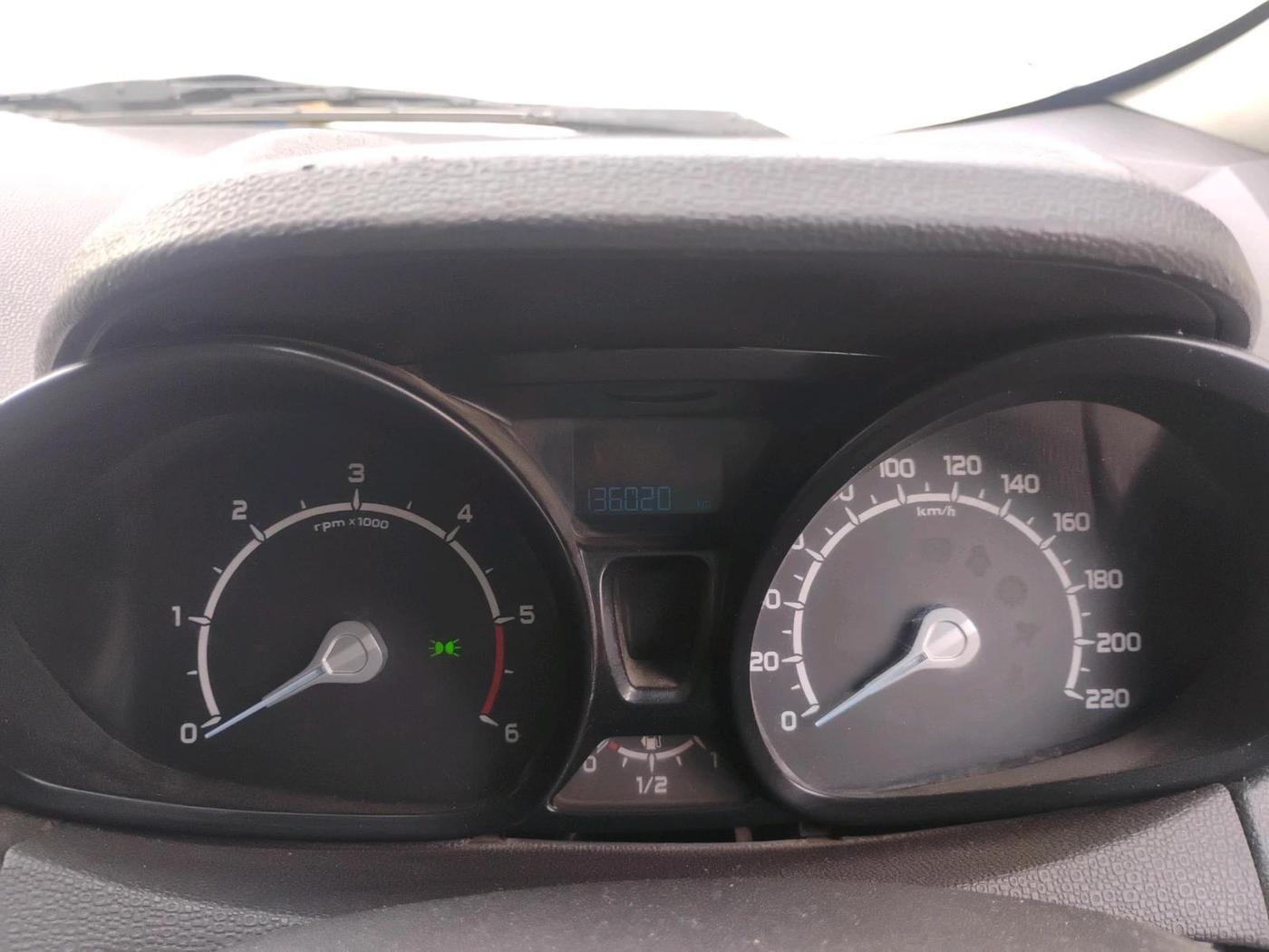 2013 Ford Ecosport TREND 1.5L DIESEL, Diesel, Manual, 1,36,500 km, interior